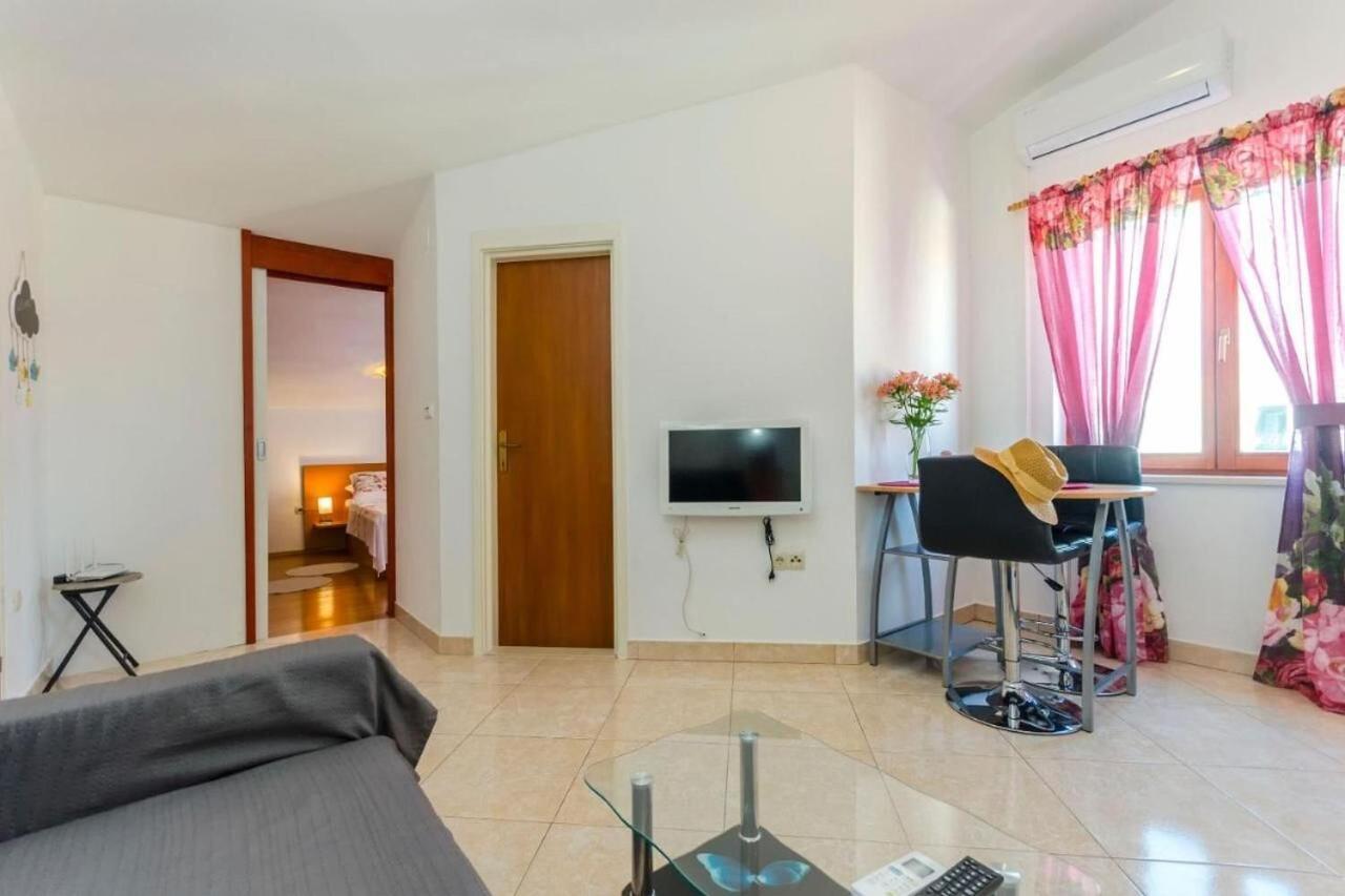 Apartment Marija ヴォディツェ エクステリア 写真